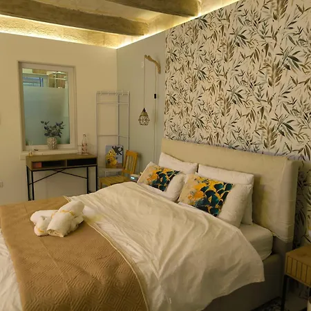 Cozy Hideaway - 