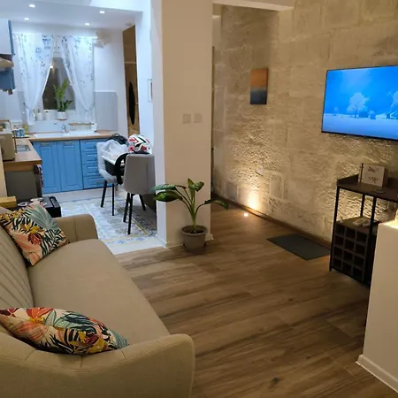 Cozy Hideaway - 